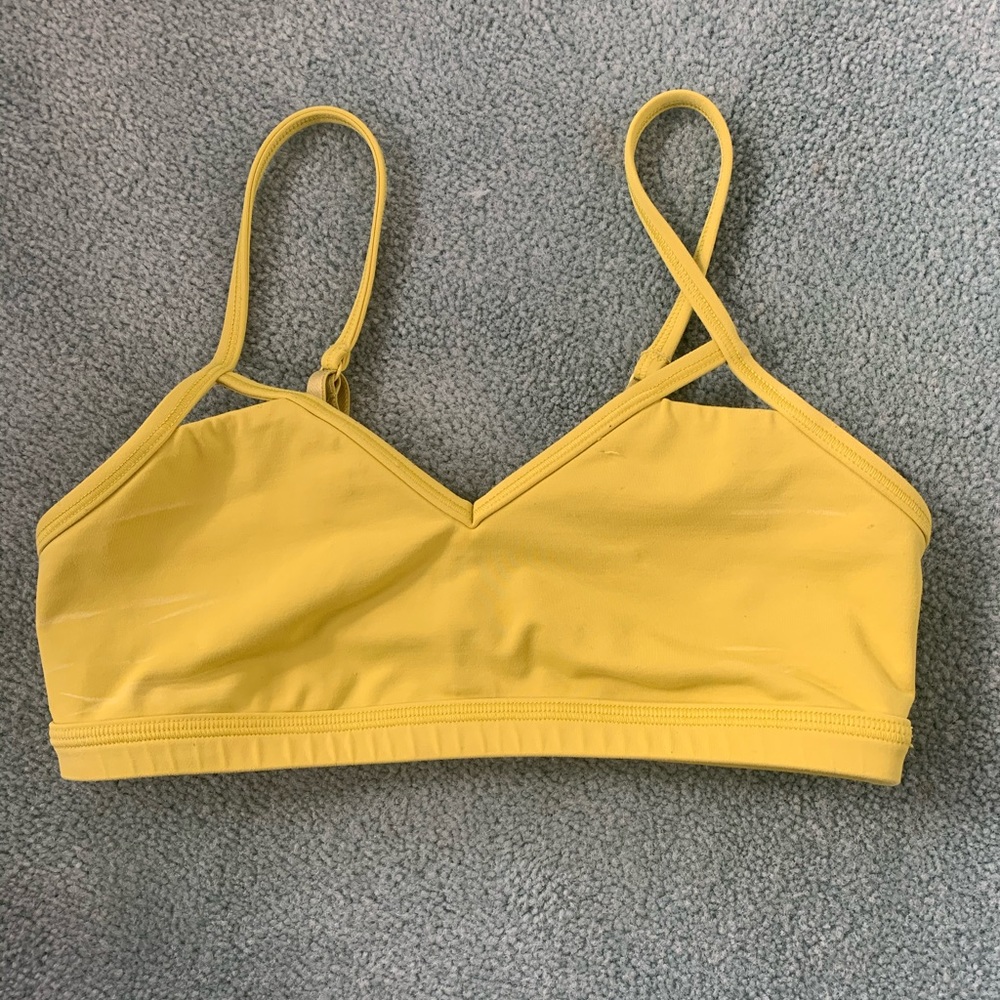 lululemon sports bra